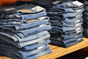 7 material yang paling digemari untuk baju seragam kantor, (WA 081297900062 jasa produksi seragam alumni terdekat)